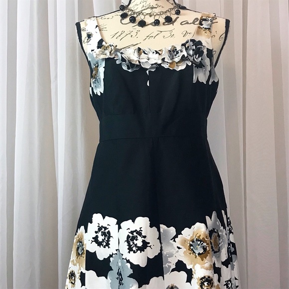 DressBarn Sleeveless Dress Size 6 - Picture 2 of 10